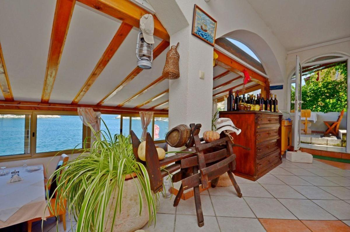 Apartments And Rooms Barbara Lastovo Luaran gambar