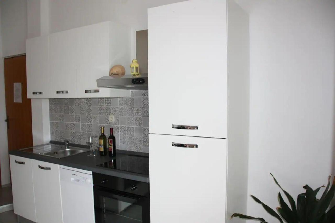 Apartments And Rooms Barbara Lastovo Luaran gambar