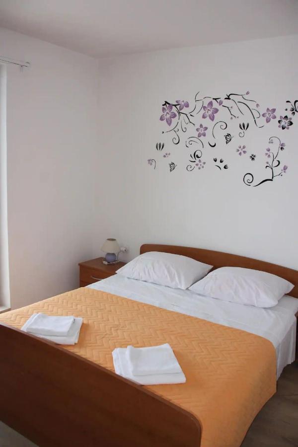 Apartments And Rooms Barbara Lastovo Luaran gambar