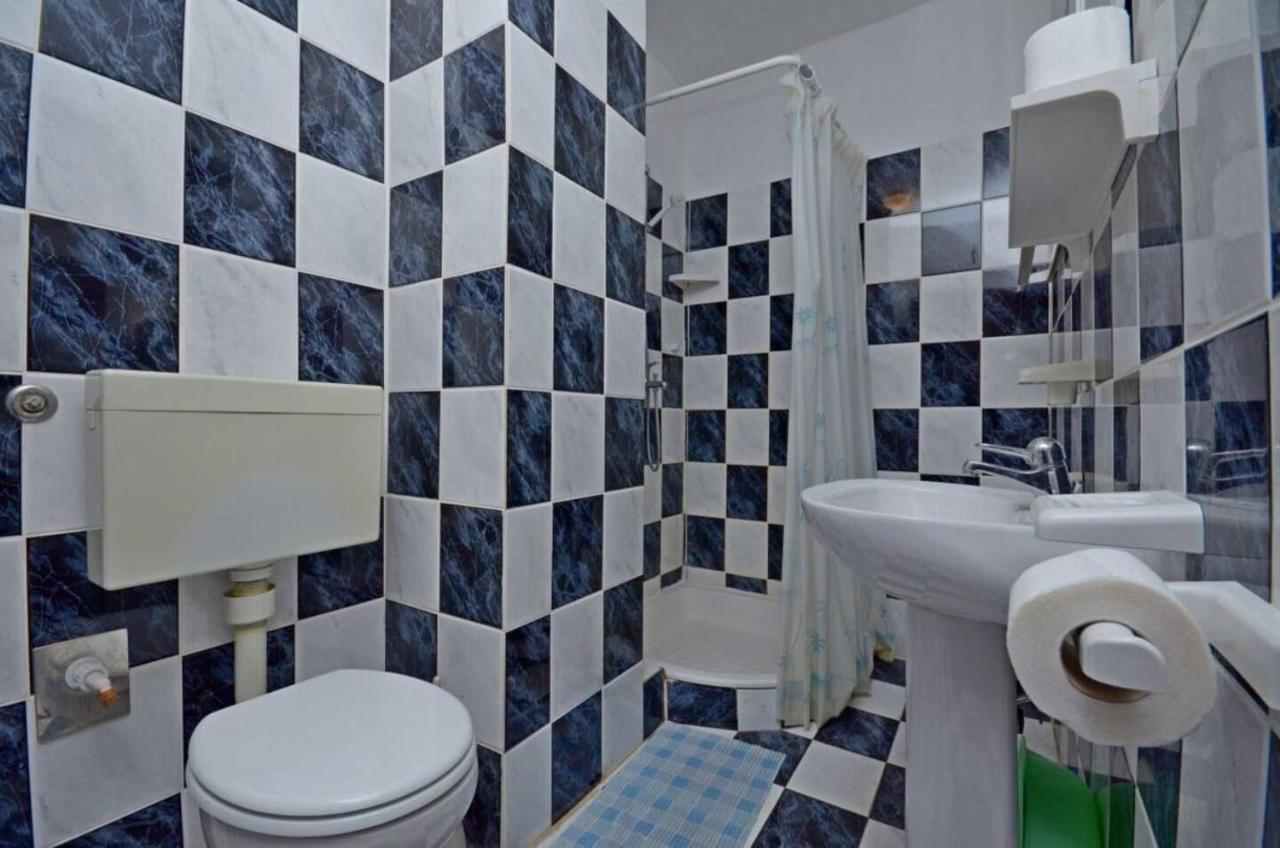 Apartments And Rooms Barbara Lastovo Luaran gambar
