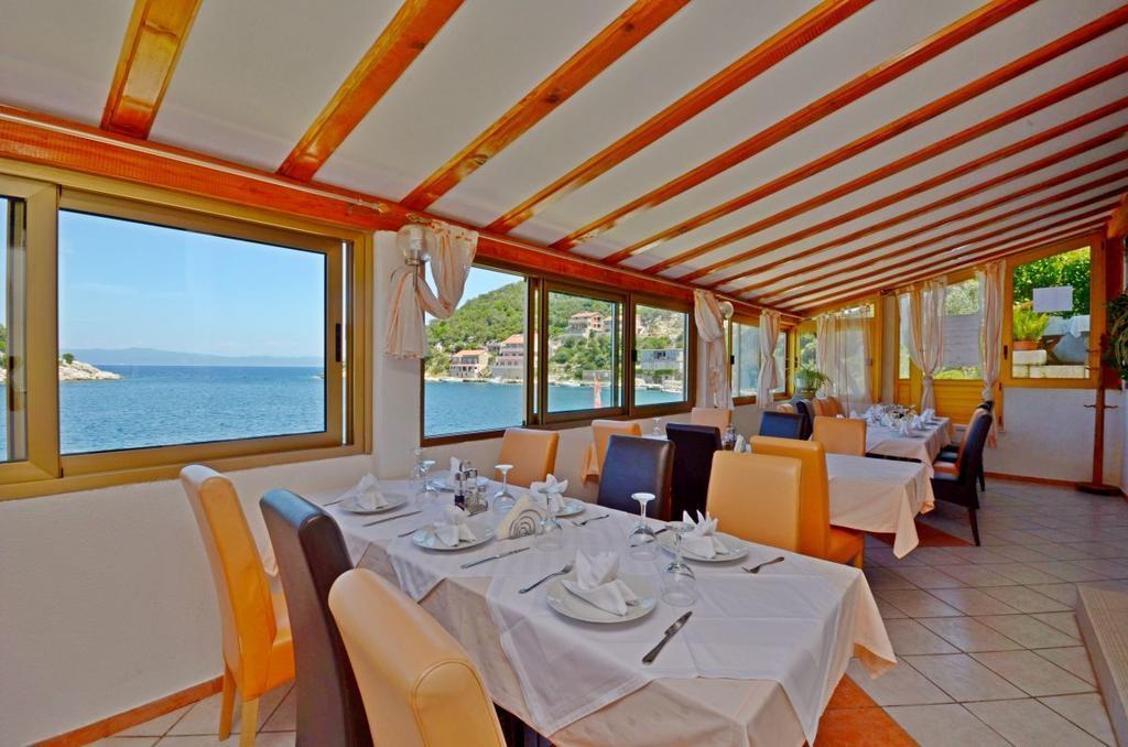 Apartments And Rooms Barbara Lastovo Luaran gambar